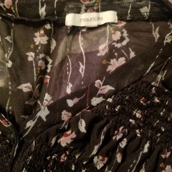 Maurices black with floral pattern blouse - Picture 7 of 7